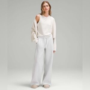 Lululemon Scuba Mid-Rise Wide-Leg Pant *Full Length